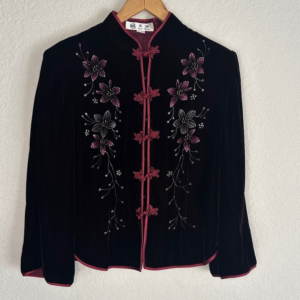 Hao Teng Burgundy Velvet Asian Jacket Cardigan Painted Flowers Traditional